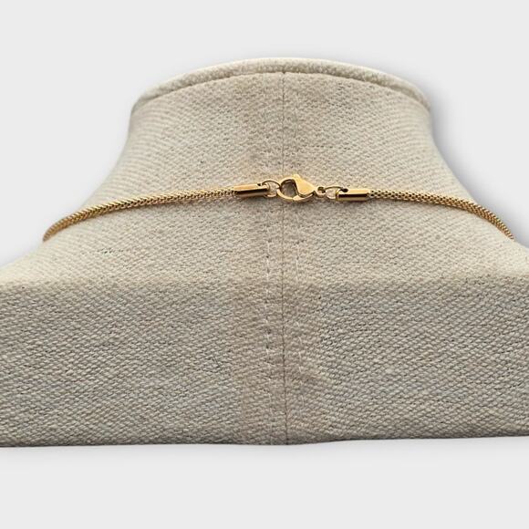 Sunflower Pendant Gold Snake Necklace | Vintage Floral Statement Jewelry - Picture 7 of 7